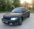 Черный Фольксваген Пассат, объемом двигателя 1.9 л и пробегом 352 тыс. км за 1800 $, фото 1 на Automoto.ua
