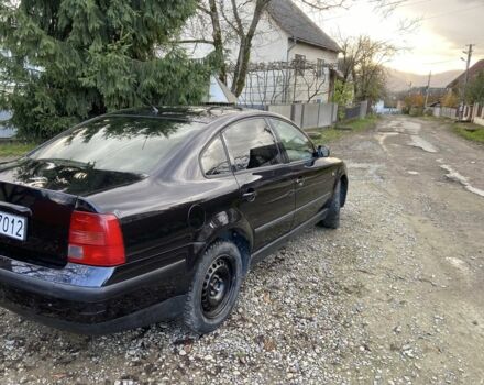 Черный Фольксваген Пассат, объемом двигателя 0 л и пробегом 300 тыс. км за 1650 $, фото 12 на Automoto.ua