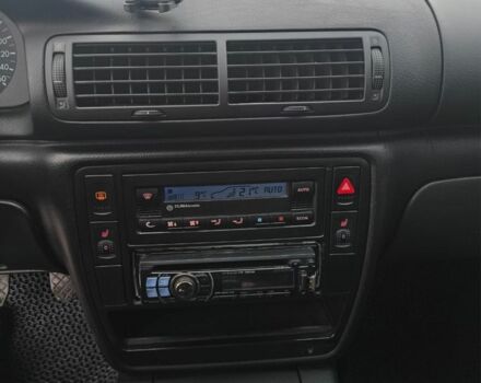 Черный Фольксваген Пассат, объемом двигателя 1.8 л и пробегом 435 тыс. км за 4300 $, фото 6 на Automoto.ua