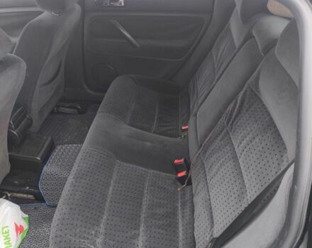 Черный Фольксваген Пассат, объемом двигателя 1.8 л и пробегом 435 тыс. км за 4300 $, фото 9 на Automoto.ua