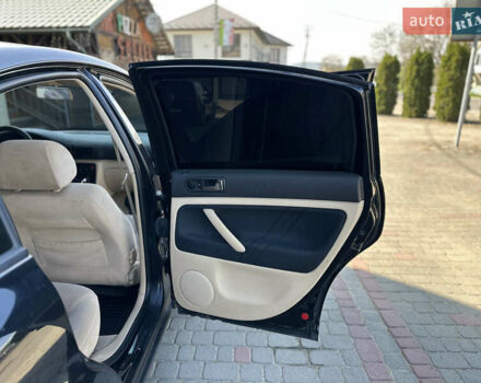 Черный Фольксваген Пассат, объемом двигателя 1.6 л и пробегом 249 тыс. км за 5100 $, фото 9 на Automoto.ua