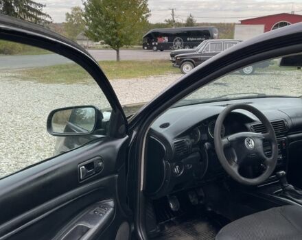 Черный Фольксваген Пассат, объемом двигателя 1.9 л и пробегом 400 тыс. км за 2850 $, фото 6 на Automoto.ua