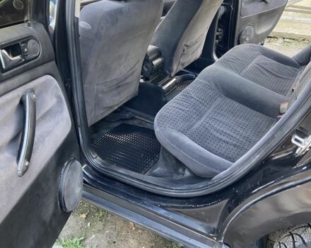 Черный Фольксваген Пассат, объемом двигателя 0 л и пробегом 300 тыс. км за 1650 $, фото 17 на Automoto.ua