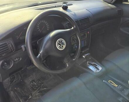 Чорний Фольксваген Пассат, об'ємом двигуна 2.5 л та пробігом 250 тис. км за 2999 $, фото 9 на Automoto.ua