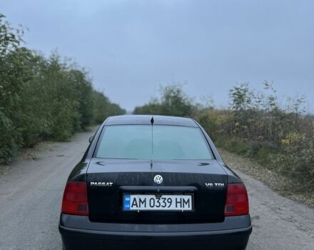 Черный Фольксваген Пассат, объемом двигателя 2.5 л и пробегом 400 тыс. км за 3300 $, фото 3 на Automoto.ua