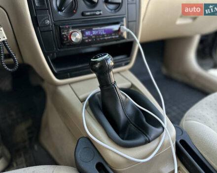 Черный Фольксваген Пассат, объемом двигателя 1.6 л и пробегом 249 тыс. км за 5100 $, фото 16 на Automoto.ua