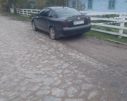 Чорний Фольксваген Пассат, об'ємом двигуна 1.8 л та пробігом 350 тис. км за 3333 $, фото 2 на Automoto.ua
