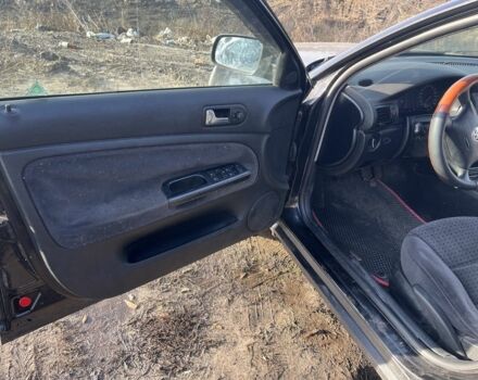 Черный Фольксваген Пассат, объемом двигателя 1.9 л и пробегом 450 тыс. км за 1700 $, фото 5 на Automoto.ua