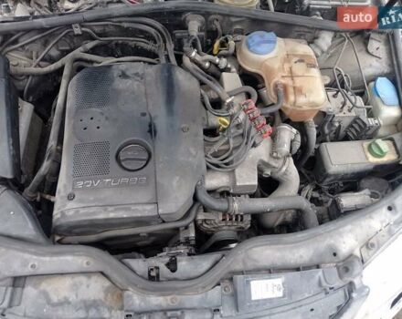 Черный Фольксваген Пассат, объемом двигателя 1.78 л и пробегом 315 тыс. км за 1500 $, фото 1 на Automoto.ua