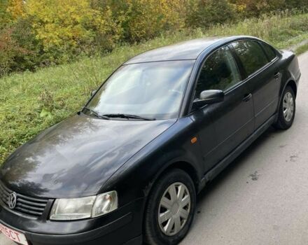 Черный Фольксваген Пассат, объемом двигателя 1.9 л и пробегом 1 тыс. км за 2000 $, фото 3 на Automoto.ua