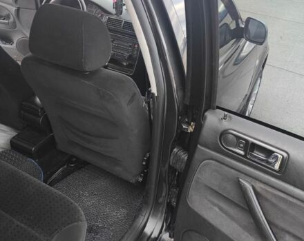 Черный Фольксваген Пассат, объемом двигателя 1.8 л и пробегом 435 тыс. км за 4300 $, фото 11 на Automoto.ua