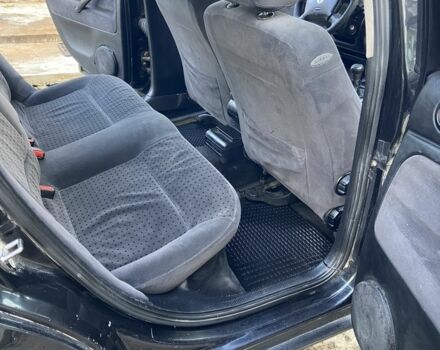 Черный Фольксваген Пассат, объемом двигателя 0 л и пробегом 300 тыс. км за 1650 $, фото 15 на Automoto.ua