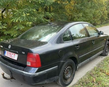 Черный Фольксваген Пассат, объемом двигателя 1.9 л и пробегом 1 тыс. км за 2000 $, фото 1 на Automoto.ua