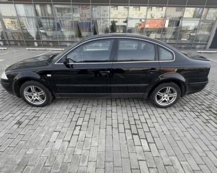 Черный Фольксваген Пассат, объемом двигателя 1.6 л и пробегом 194 тыс. км за 6000 $, фото 1 на Automoto.ua