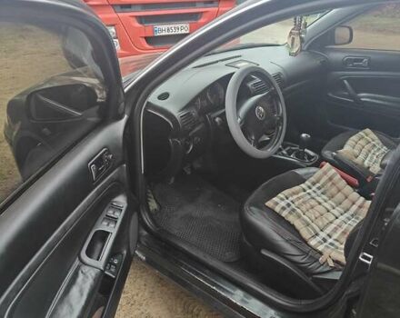 Черный Фольксваген Пассат, объемом двигателя 1.9 л и пробегом 370 тыс. км за 5000 $, фото 4 на Automoto.ua