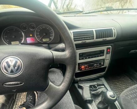 Чорний Фольксваген Пассат, об'ємом двигуна 1.9 л та пробігом 385 тис. км за 1600 $, фото 4 на Automoto.ua