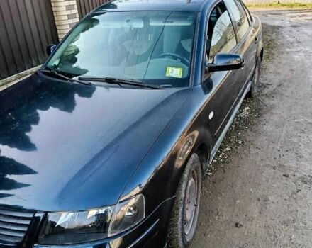 Чорний Фольксваген Пассат, об'ємом двигуна 1.8 л та пробігом 327 тис. км за 3900 $, фото 5 на Automoto.ua