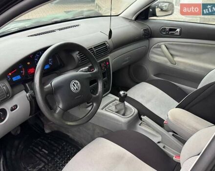 Чорний Фольксваген Пассат, об'ємом двигуна 1.78 л та пробігом 327 тис. км за 3900 $, фото 9 на Automoto.ua