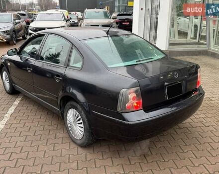 Чорний Фольксваген Пассат, об'ємом двигуна 1.78 л та пробігом 327 тис. км за 3900 $, фото 4 на Automoto.ua