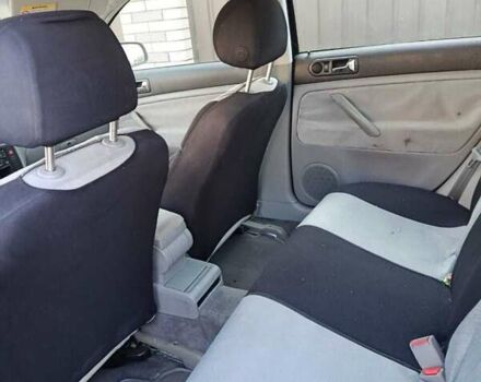 Чорний Фольксваген Пассат, об'ємом двигуна 1.8 л та пробігом 327 тис. км за 3900 $, фото 3 на Automoto.ua