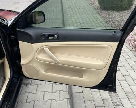 Черный Фольксваген Пассат, объемом двигателя 1.8 л и пробегом 262 тыс. км за 3700 $, фото 11 на Automoto.ua