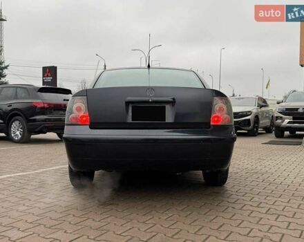 Чорний Фольксваген Пассат, об'ємом двигуна 1.78 л та пробігом 327 тис. км за 3900 $, фото 3 на Automoto.ua