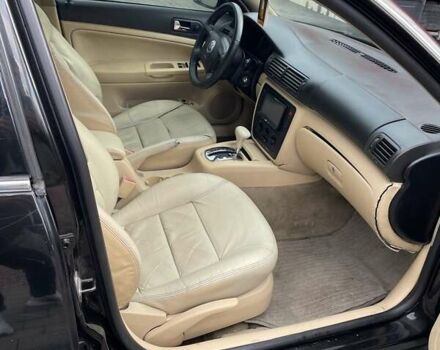 Черный Фольксваген Пассат, объемом двигателя 1.8 л и пробегом 262 тыс. км за 3700 $, фото 10 на Automoto.ua