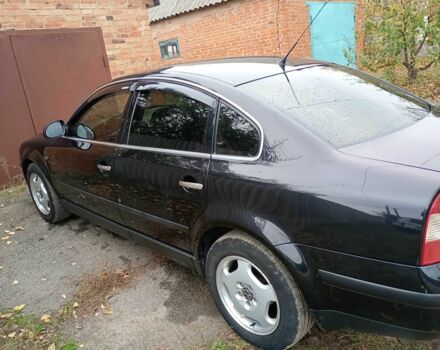 Черный Фольксваген Пассат, объемом двигателя 1.6 л и пробегом 265 тыс. км за 4800 $, фото 2 на Automoto.ua