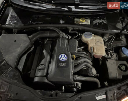 Черный Фольксваген Пассат, объемом двигателя 1.6 л и пробегом 259 тыс. км за 5200 $, фото 8 на Automoto.ua