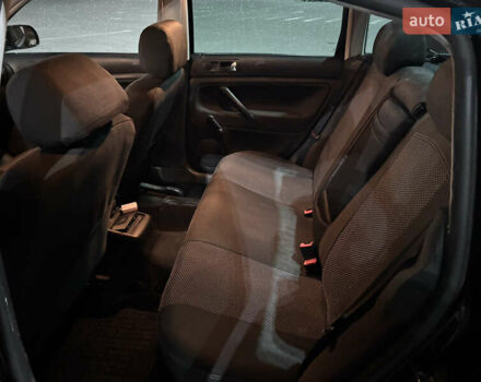 Черный Фольксваген Пассат, объемом двигателя 1.6 л и пробегом 259 тыс. км за 5200 $, фото 7 на Automoto.ua