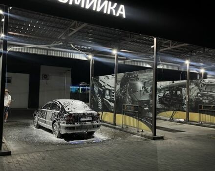 Черный Фольксваген Пассат, объемом двигателя 2 л и пробегом 280 тыс. км за 4800 $, фото 3 на Automoto.ua