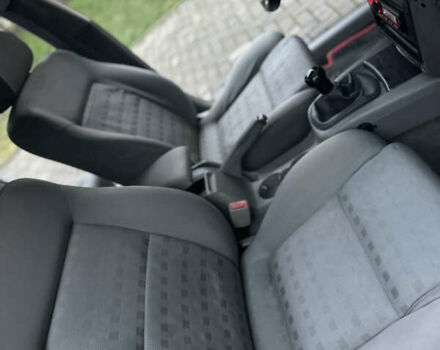 Черный Фольксваген Пассат, объемом двигателя 1.9 л и пробегом 409 тыс. км за 4650 $, фото 70 на Automoto.ua