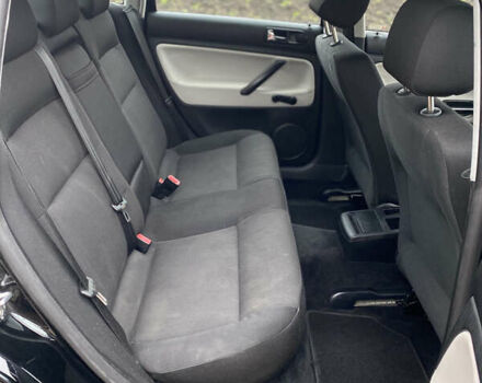 Черный Фольксваген Пассат, объемом двигателя 1.6 л и пробегом 230 тыс. км за 4850 $, фото 14 на Automoto.ua