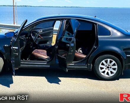 Чорний Фольксваген Пассат, об'ємом двигуна 1.8 л та пробігом 385 тис. км за 4200 $, фото 7 на Automoto.ua