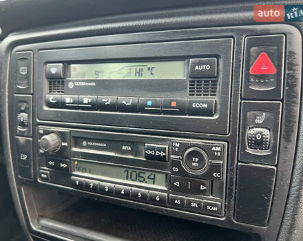 Черный Фольксваген Пассат, объемом двигателя 1.6 л и пробегом 258 тыс. км за 4499 $, фото 22 на Automoto.ua