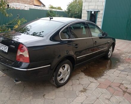 Черный Фольксваген Пассат, объемом двигателя 2.8 л и пробегом 332 тыс. км за 3950 $, фото 1 на Automoto.ua