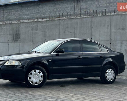 Черный Фольксваген Пассат, объемом двигателя 1.6 л и пробегом 258 тыс. км за 4499 $, фото 13 на Automoto.ua