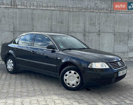Черный Фольксваген Пассат, объемом двигателя 1.6 л и пробегом 258 тыс. км за 4499 $, фото 6 на Automoto.ua
