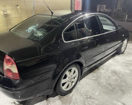 Черный Фольксваген Пассат, объемом двигателя 1.6 л и пробегом 395 тыс. км за 3800 $, фото 3 на Automoto.ua