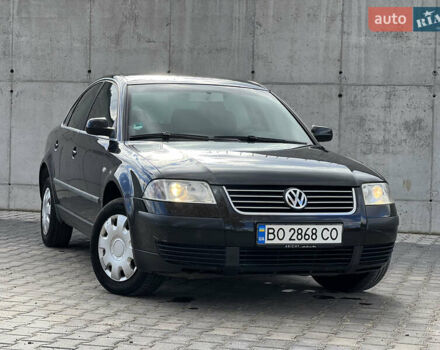 Черный Фольксваген Пассат, объемом двигателя 1.6 л и пробегом 258 тыс. км за 4499 $, фото 2 на Automoto.ua