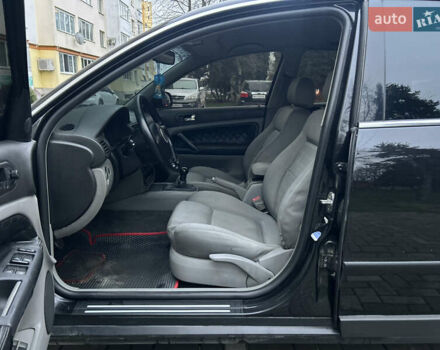 Черный Фольксваген Пассат, объемом двигателя 1.9 л и пробегом 409 тыс. км за 4650 $, фото 51 на Automoto.ua