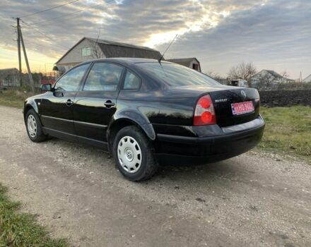 Черный Фольксваген Пассат, объемом двигателя 1.6 л и пробегом 230 тыс. км за 4700 $, фото 2 на Automoto.ua