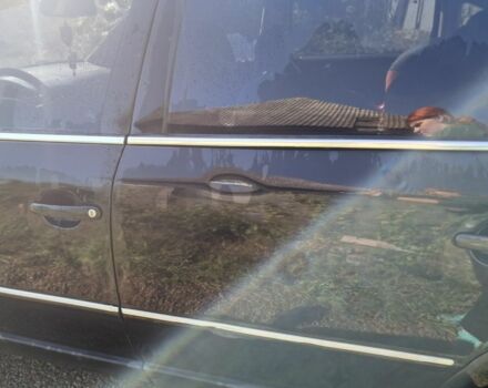 Черный Фольксваген Пассат, объемом двигателя 3 л и пробегом 386 тыс. км за 4100 $, фото 6 на Automoto.ua