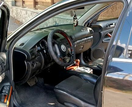 Чорний Фольксваген Пассат, об'ємом двигуна 2.8 л та пробігом 208 тис. км за 5600 $, фото 4 на Automoto.ua