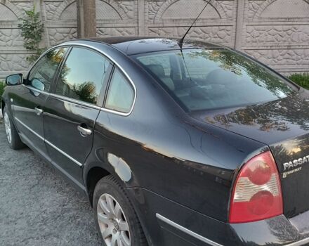 Черный Фольксваген Пассат, объемом двигателя 2 л и пробегом 304 тыс. км за 4200 $, фото 1 на Automoto.ua