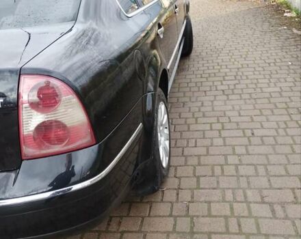 Черный Фольксваген Пассат, объемом двигателя 1.78 л и пробегом 188 тыс. км за 4550 $, фото 4 на Automoto.ua