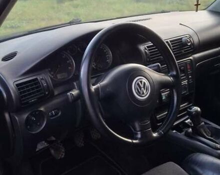 Черный Фольксваген Пассат, объемом двигателя 2 л и пробегом 313 тыс. км за 3800 $, фото 11 на Automoto.ua