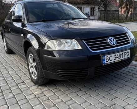 Черный Фольксваген Пассат, объемом двигателя 1.6 л и пробегом 277 тыс. км за 4900 $, фото 1 на Automoto.ua
