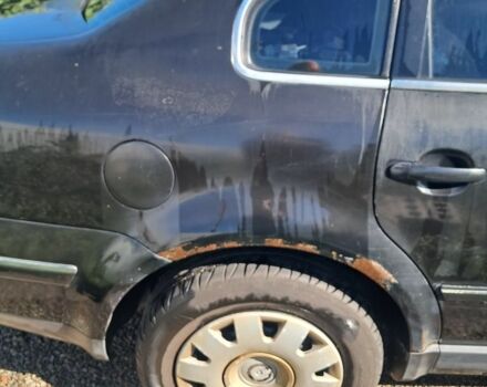 Черный Фольксваген Пассат, объемом двигателя 3 л и пробегом 386 тыс. км за 4100 $, фото 2 на Automoto.ua