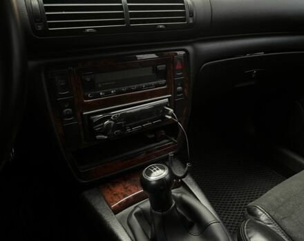 Черный Фольксваген Пассат, объемом двигателя 1.8 л и пробегом 334 тыс. км за 6000 $, фото 5 на Automoto.ua